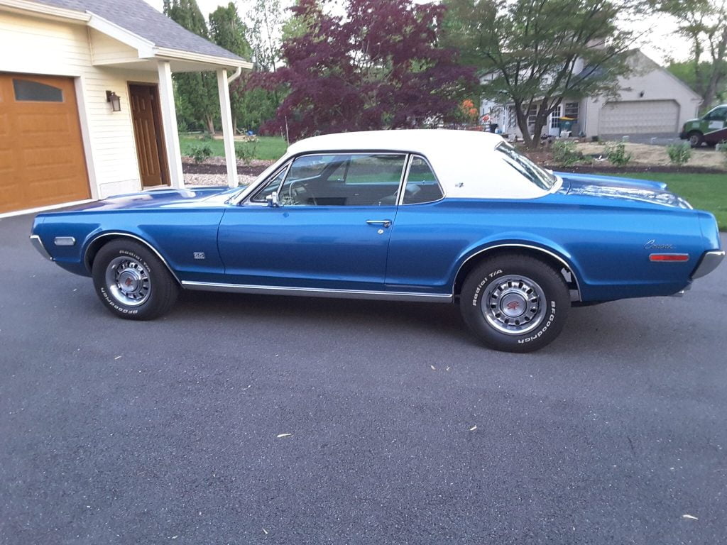 1968 Mercury Cougar XR-7 V8