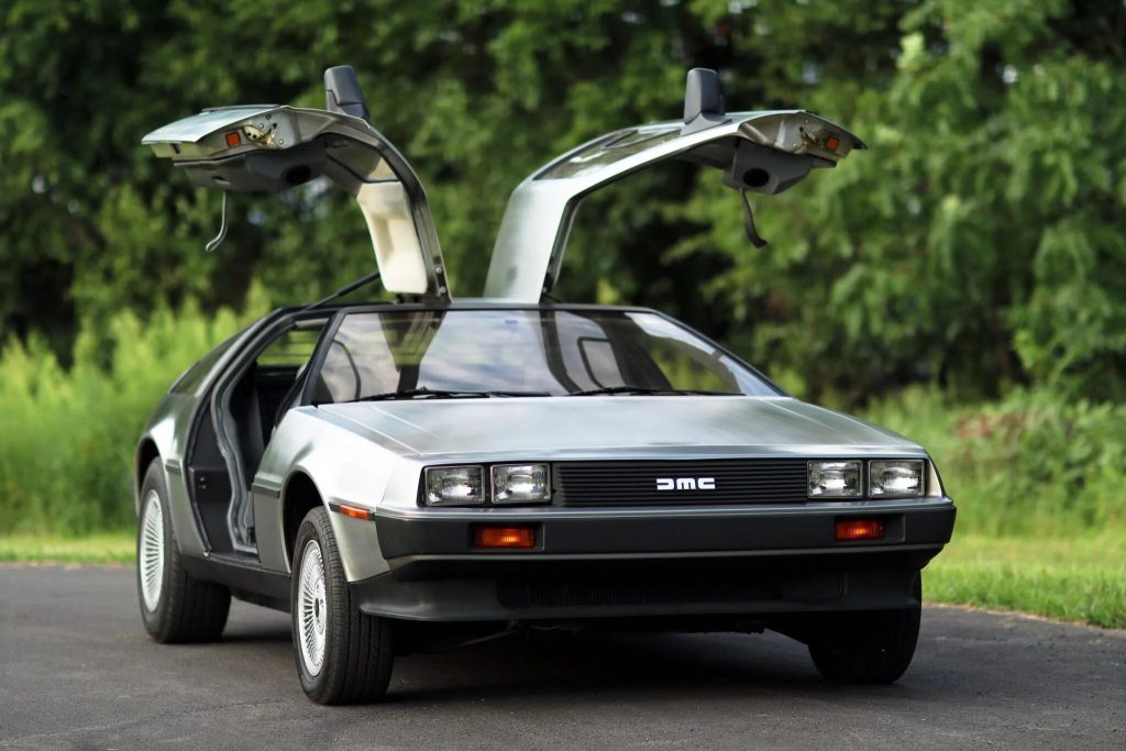 1981 DeLorean DMC-12 V6 Gull-Wing Doors