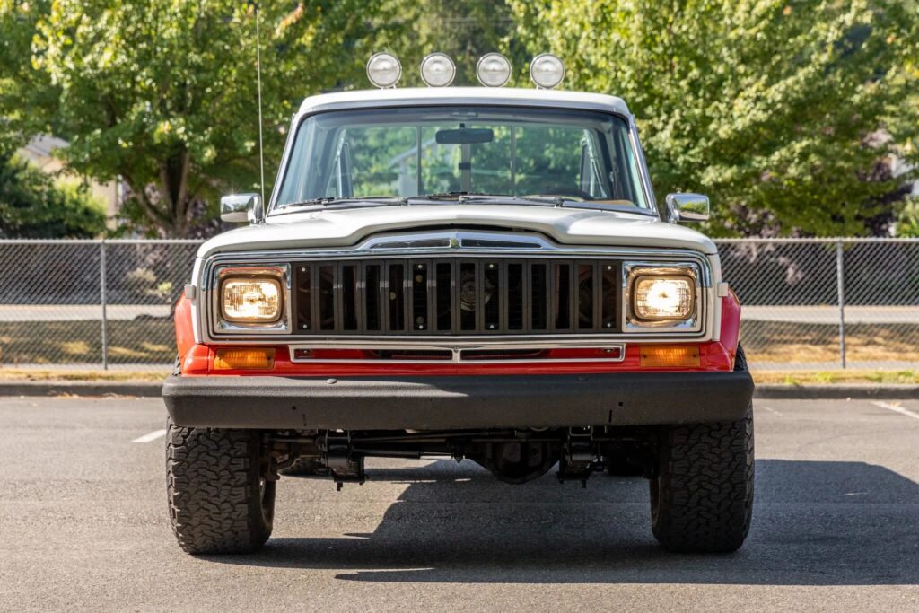 1982 Jeep J-10 Pickup Truck 4WD