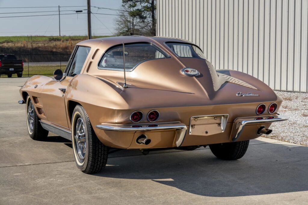 1963 Chevrolet Corvette Split-Window C2 Sting Ray Coupe V8